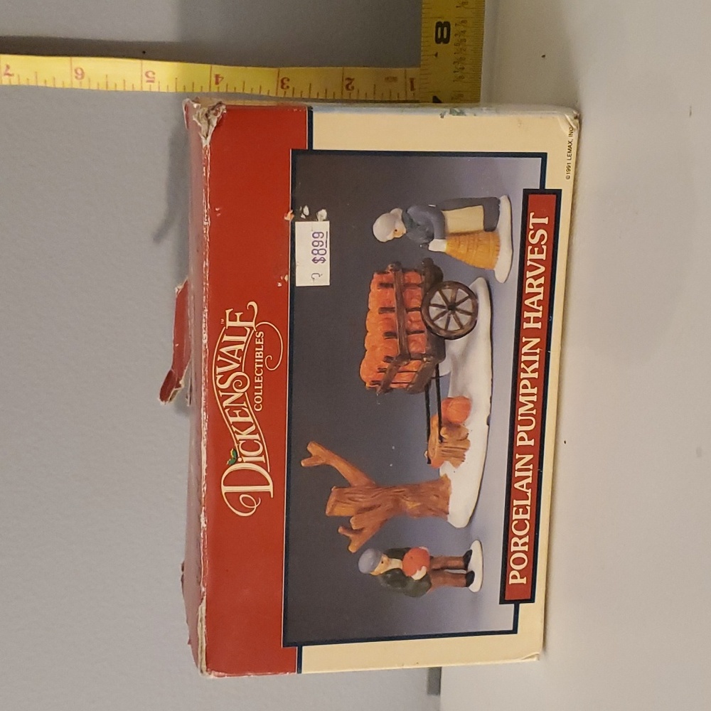 Vintage Lemax Dickensvale porcelain pumpkin harvest collectible
